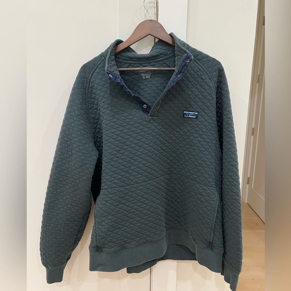 L.L. Bean Men's Forest Green Quilted Crewneck Sweater